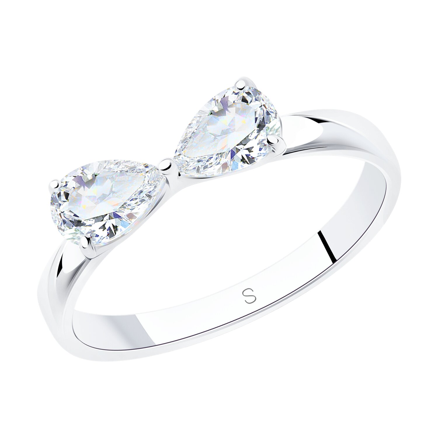 Кольцо из серебра с фианитами